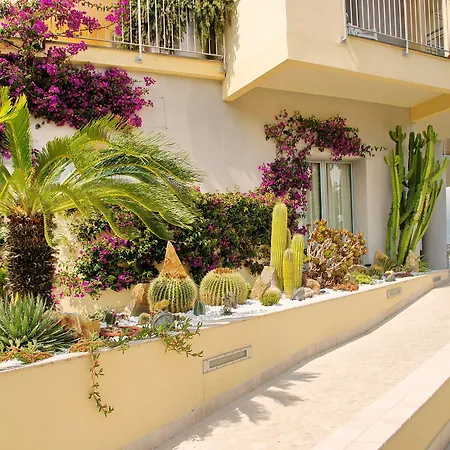 梅特罗波尔酒店 酒店 4*