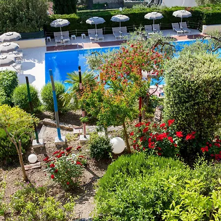 Metropol 4* ディアーノ・マリーナ