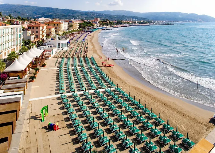 梅特罗波尔酒店