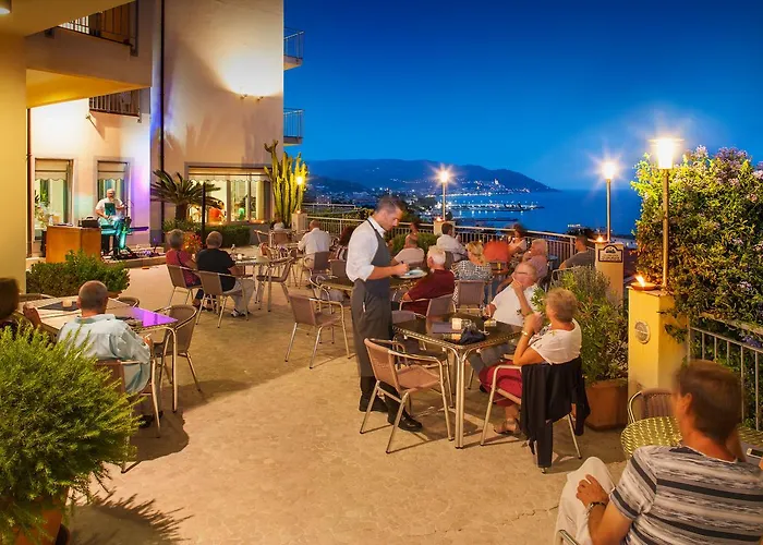 梅特罗波尔酒店 酒店