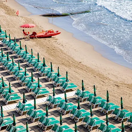 מלון Metropol דיאנו מרינה