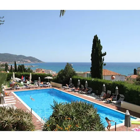 Metropol Hotel Diano Marina