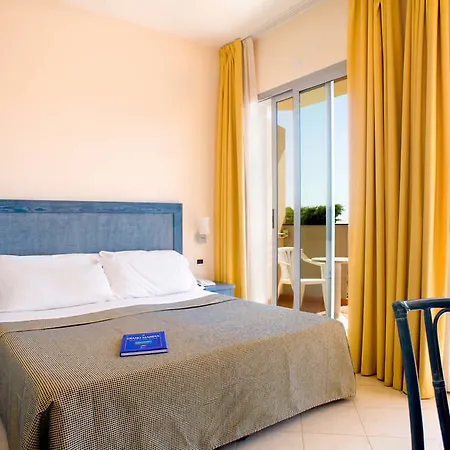 Ξενοδοχείο Metropol 4*